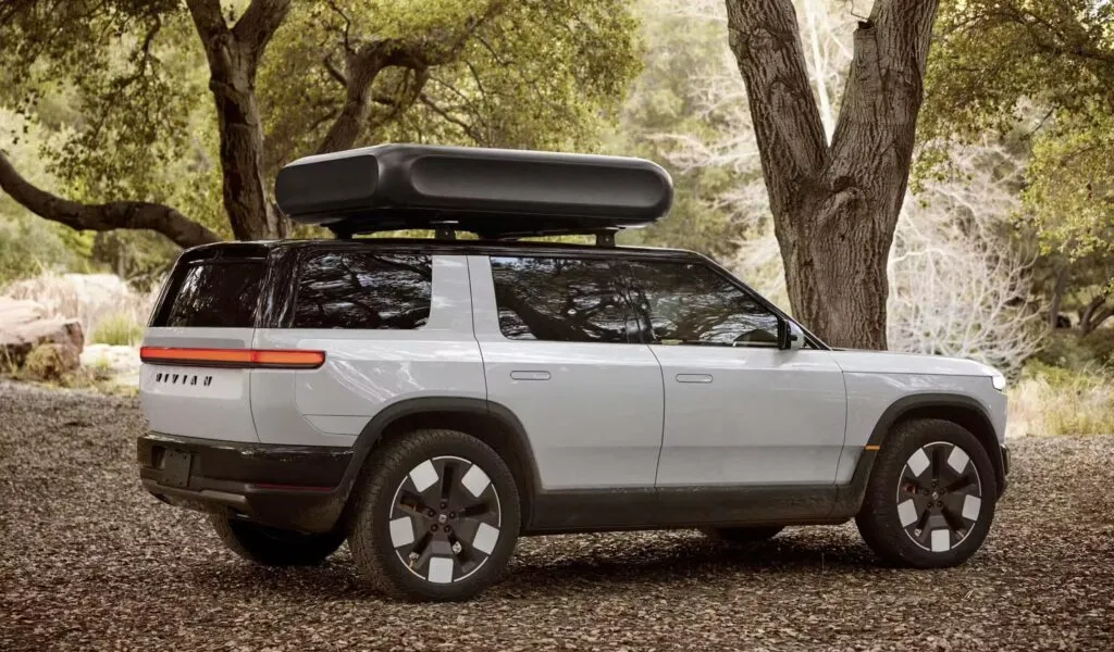 2026 Rivian R2 release date