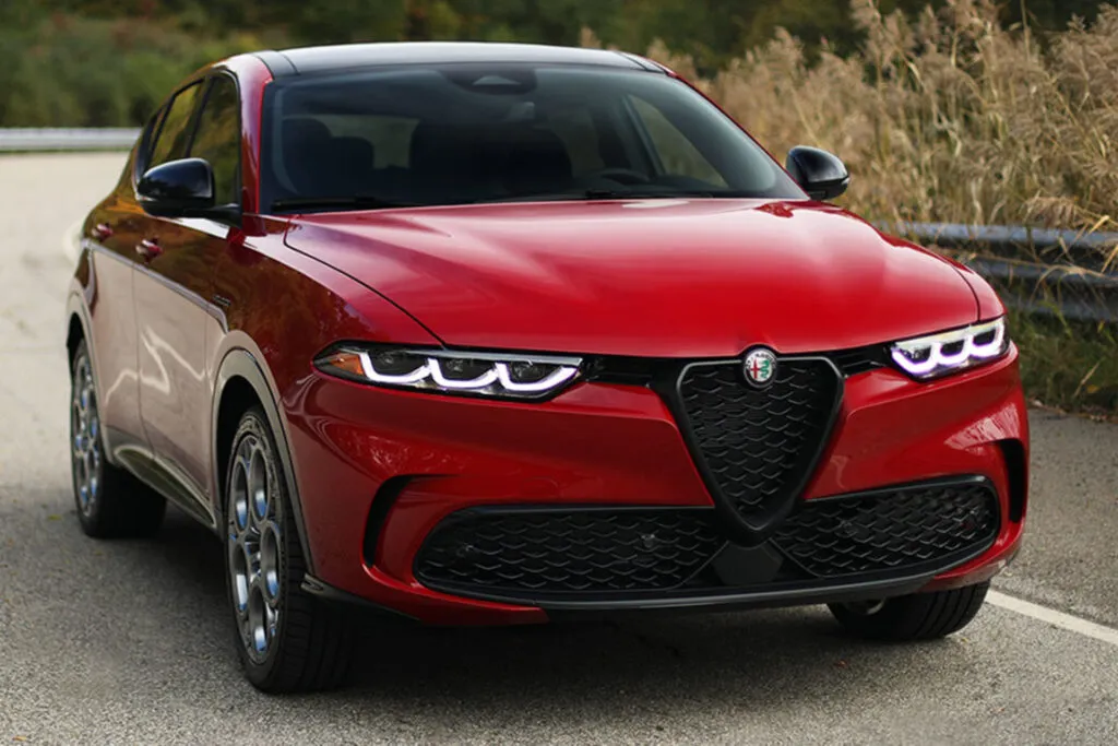 2025 Alfa Romeo Tonale lease deals