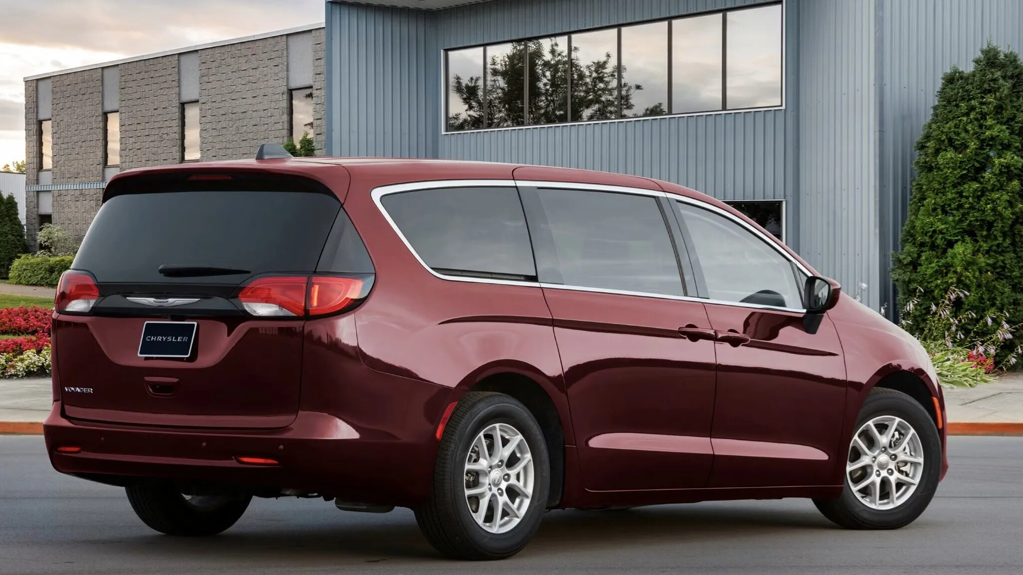 2025 Chrysler Voyager insurance costs