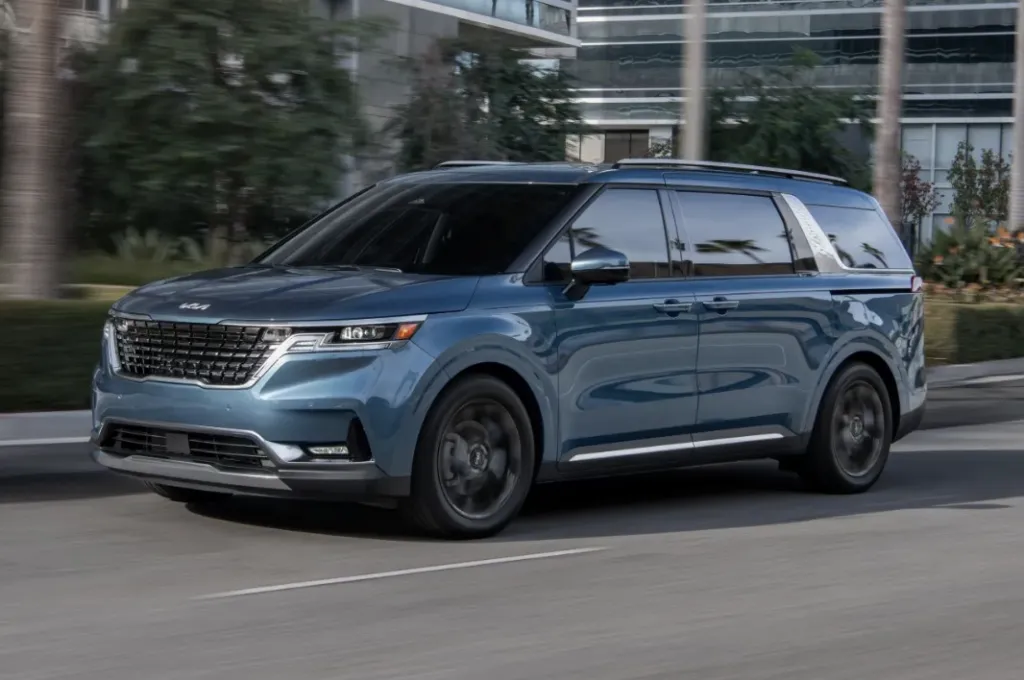 Cyber Monday lease deals - Kia