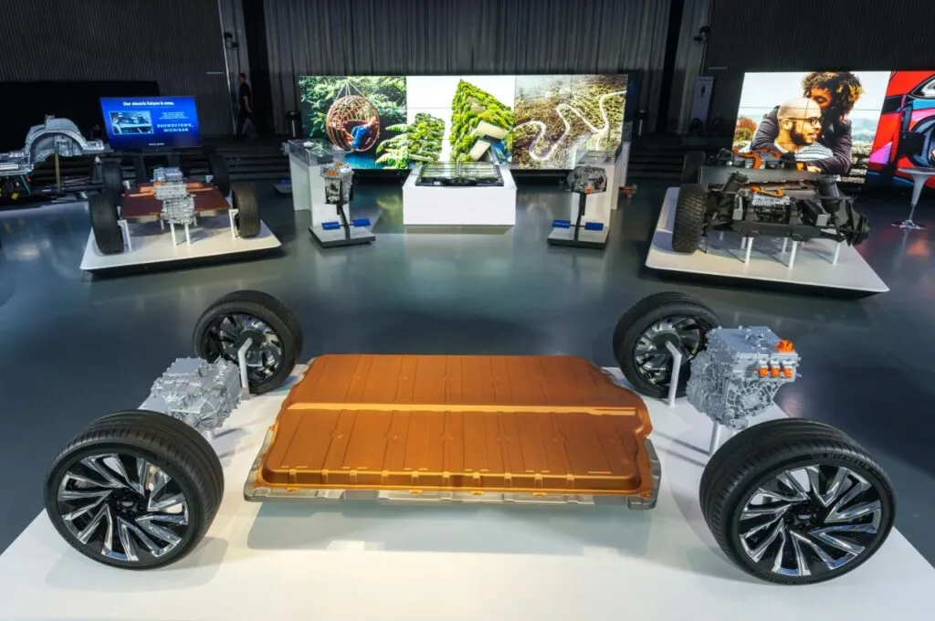 Featured image for President Biden to Use the Defense Production Act to Increase Battery Production 