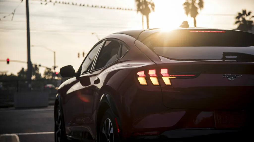 Hurricane Milton impacts on car buying and the auto industry