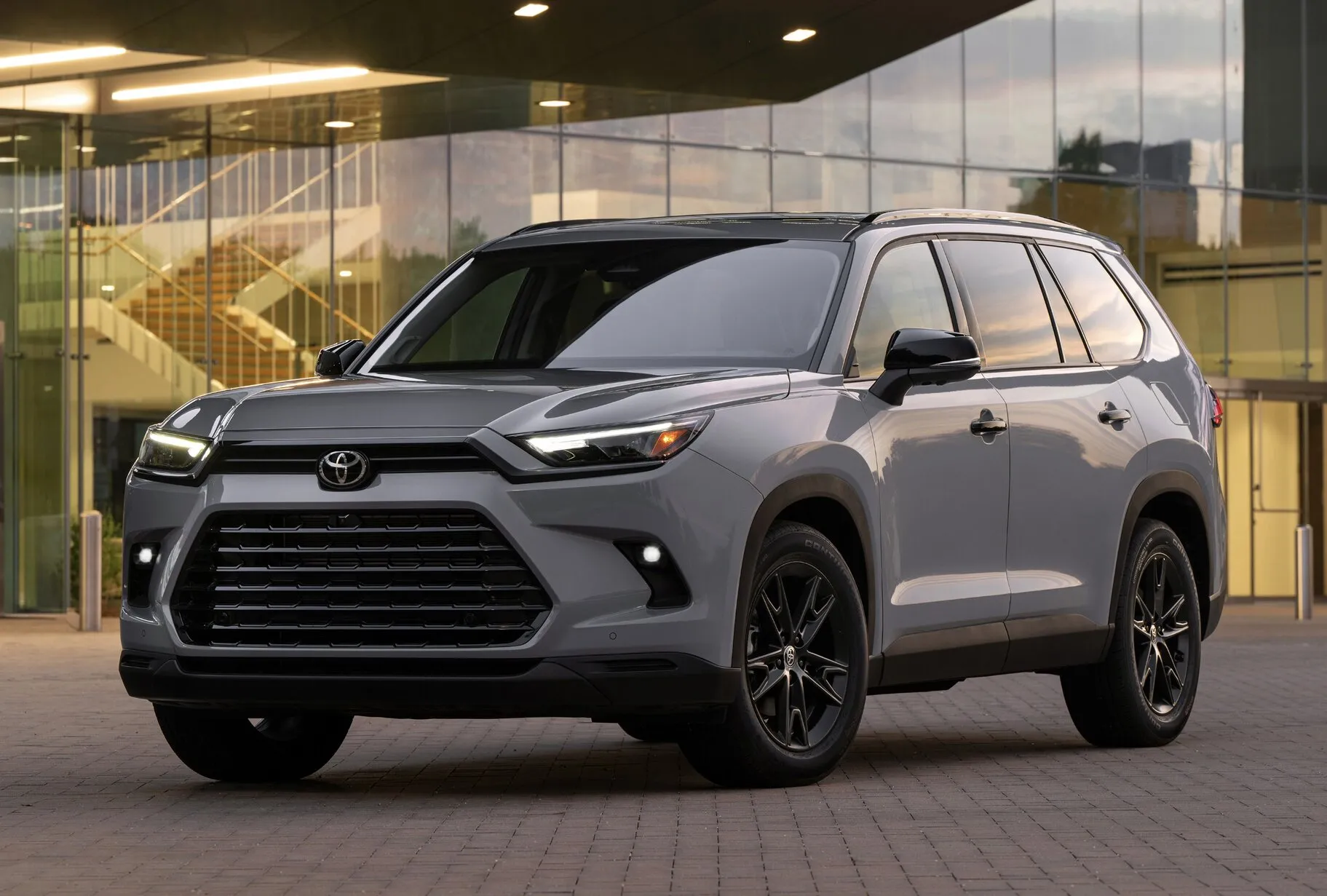 These Hybrid SUVs Get the Best MPG and Highest Reliability