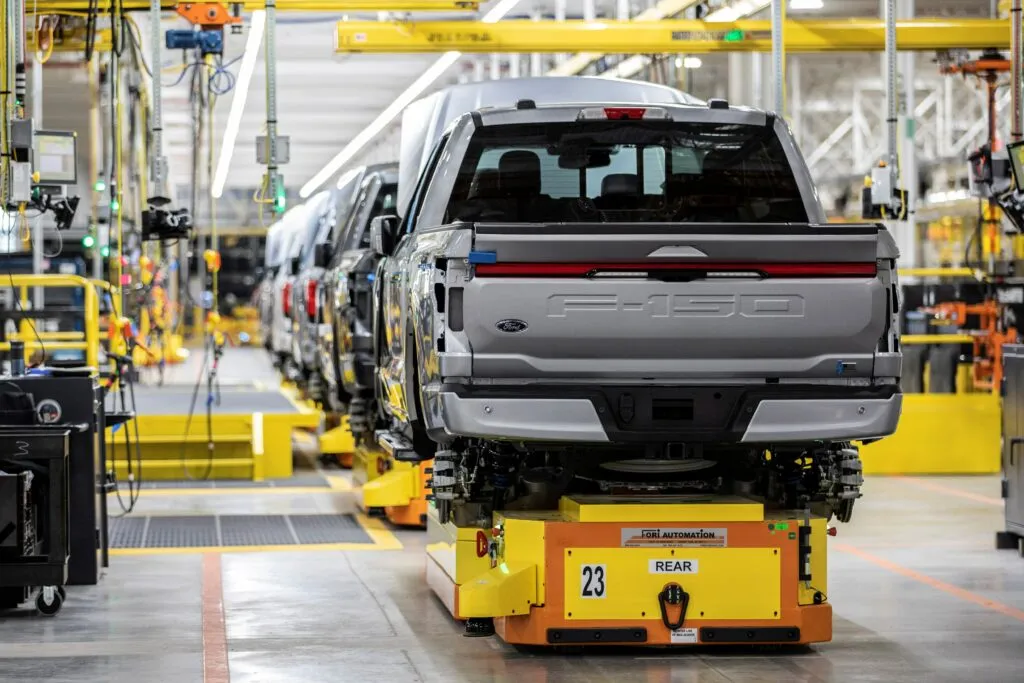 Featured image for New EPA Rules: Ready Or Not, More Electric Vehicles Are On the Way; 10x Growth Forecasted
