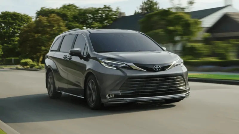 minivans are cool again: 2026 Toyota Sienna