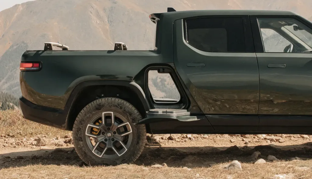 best electric truck for offroading - 2025 Rivian R1T
