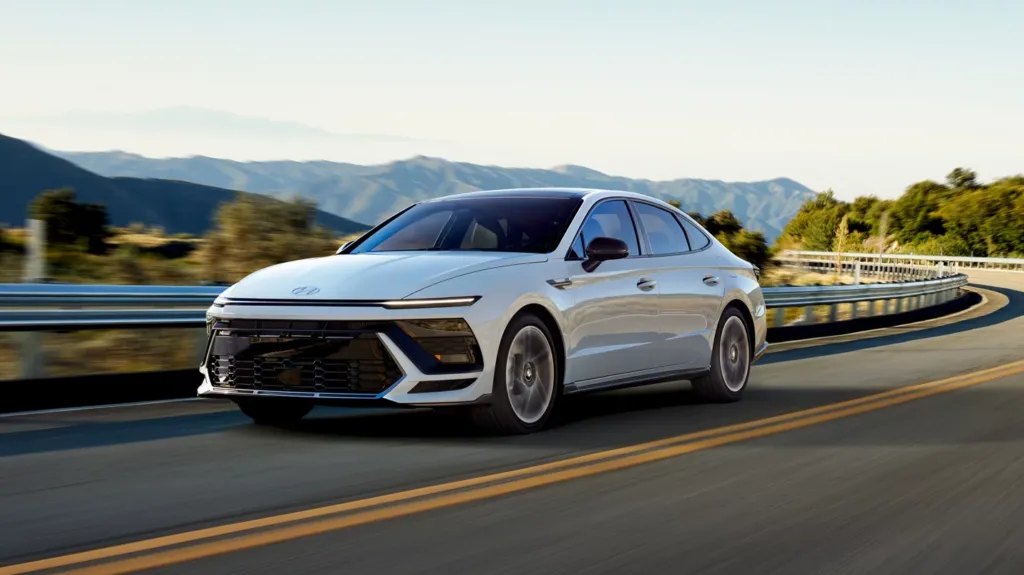 The most negotiable sedans - Hyundai Sonata