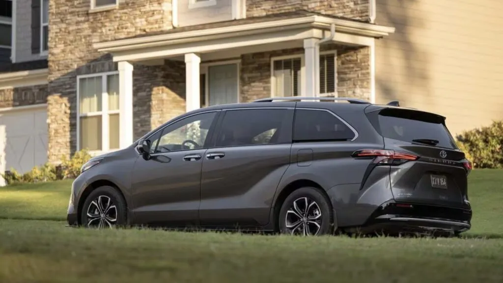 Toyota Sienna Memorial Day deals